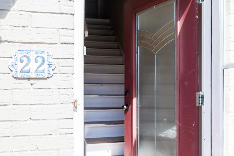 22 Cedar St, Charleston, SC 29403