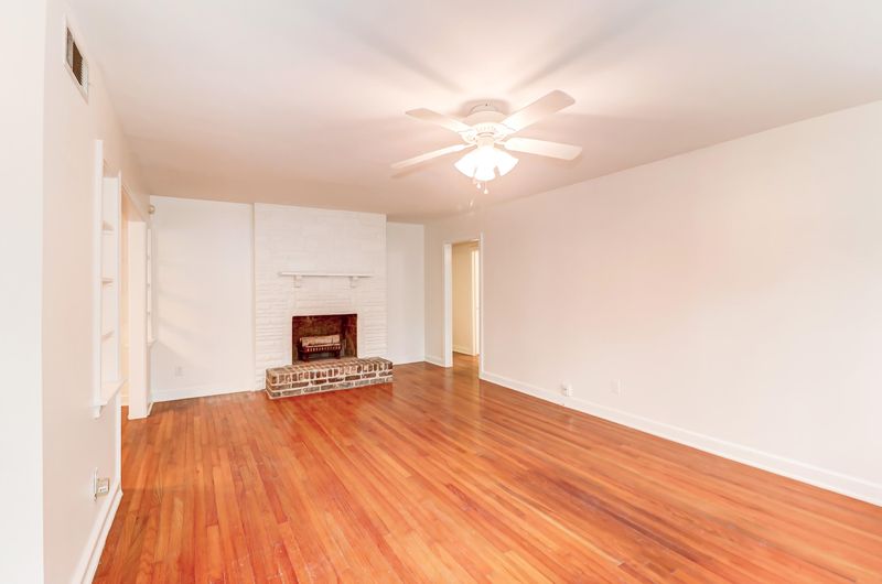 1223 Forestwood Dr, Charleston, SC 29407