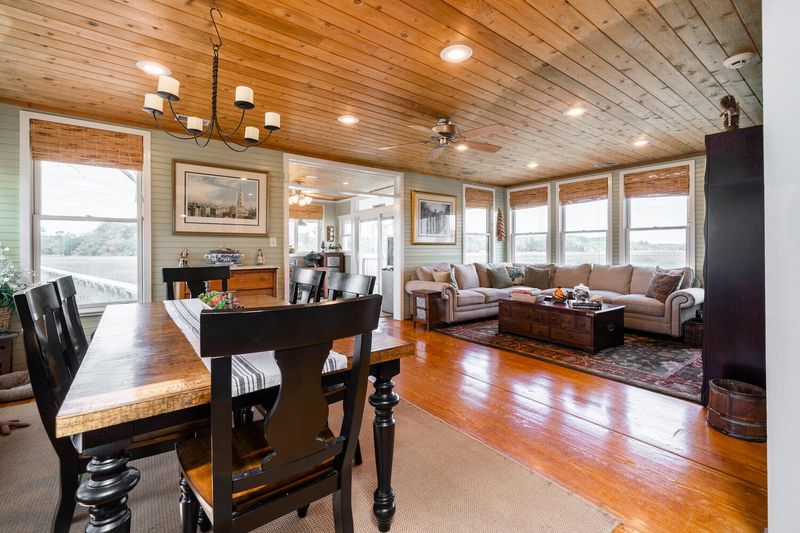 8532 Pope Landing Rd, Edisto Island, SC 29438