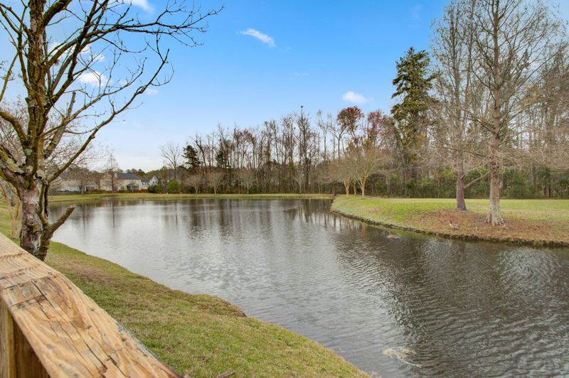 5013 Thornton Dr, Summerville, SC 29485