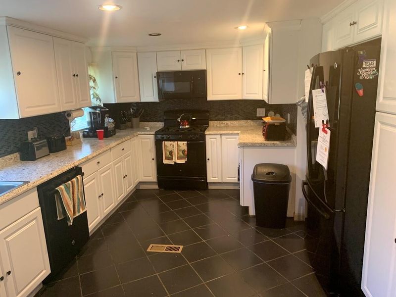 1063 Spring Plains Rd, Cross, SC 29436