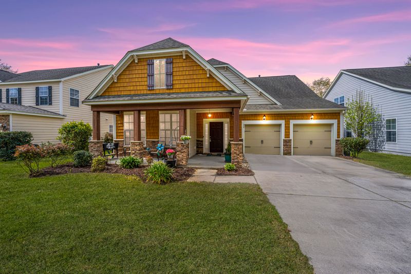 222 Comiskey Park Cir, Summerville, SC 29485