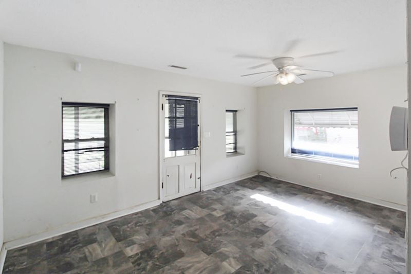 2420 Richardson Dr, North Charleston, SC 29406