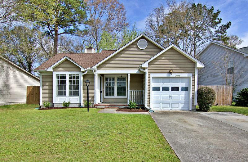8376 Coventry Ct, North Charleston, SC 29420