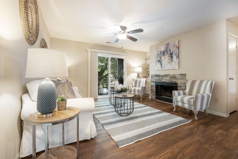 2011 N Highway 17 #2000 -O, Mount Pleasant, SC 29466