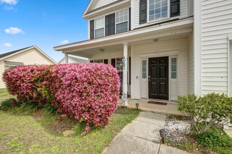8838 Jenny Lind St, North Charleston, SC 29406