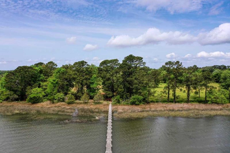2889 Anchor Watch Dr, Wadmalaw Island, SC 29487