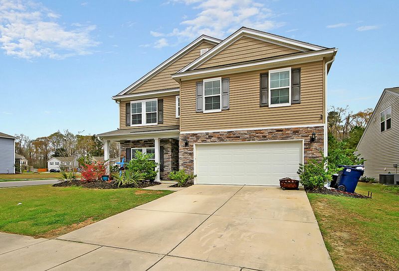 225 Pavilion St, Summerville, SC 29483