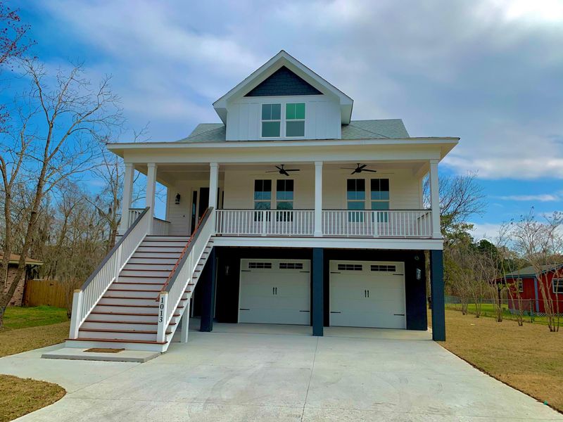 1013 E Recess Rd, Hanahan, SC 29410
