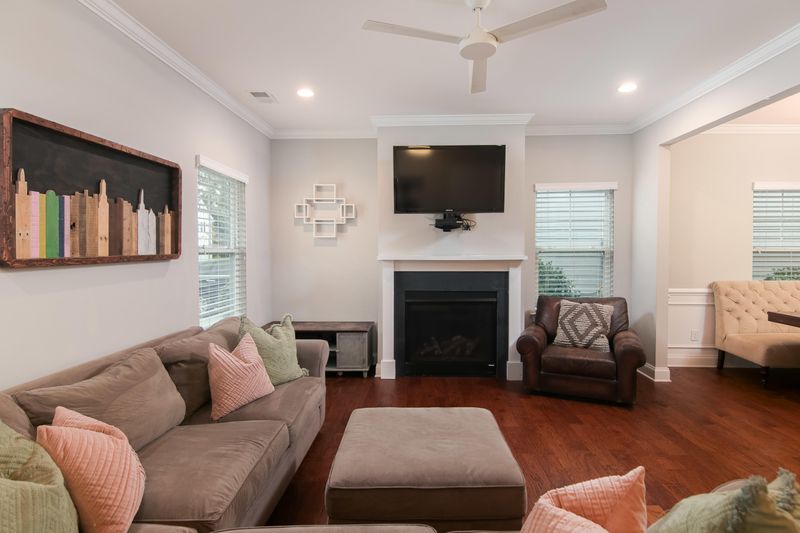 1115 Pemberton Farms Ln, Charleston, SC 29412