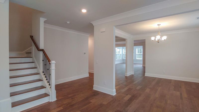609 Chigwell Springs Ln, Summerville, SC 29486