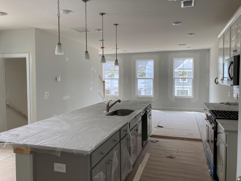 1220 Tice Ln #10, North Charleston, SC 29405