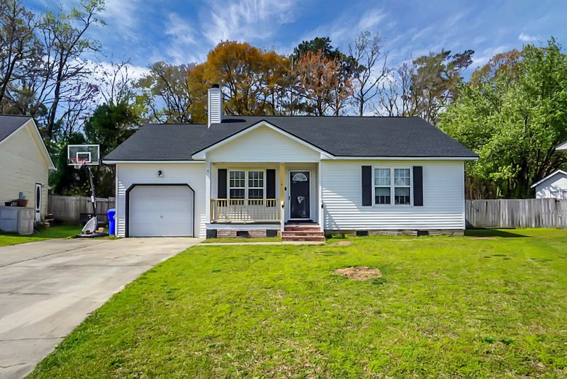 3067 Brigham Ct, North Charleston, SC 29406