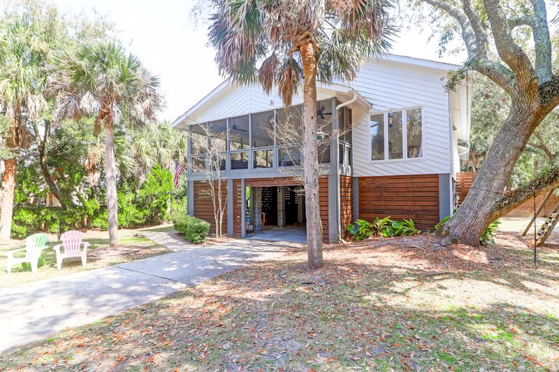 3 Duck Ln, Isle Of Palms, SC 29451