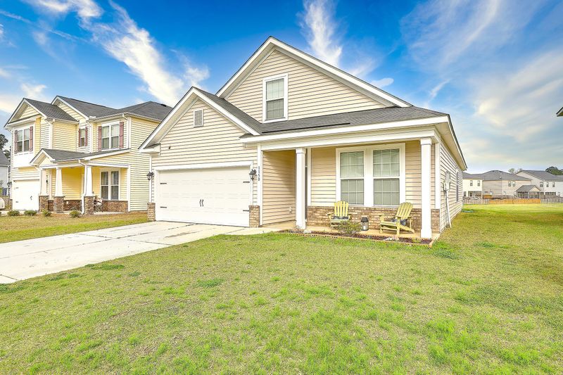 1150 Flyway Rd, Summerville, SC 29483