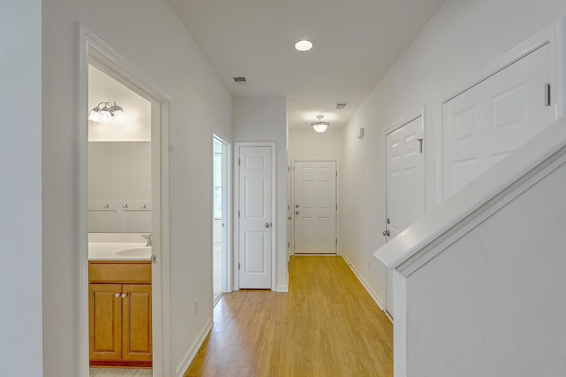 1150 Flyway Rd, Summerville, SC 29483