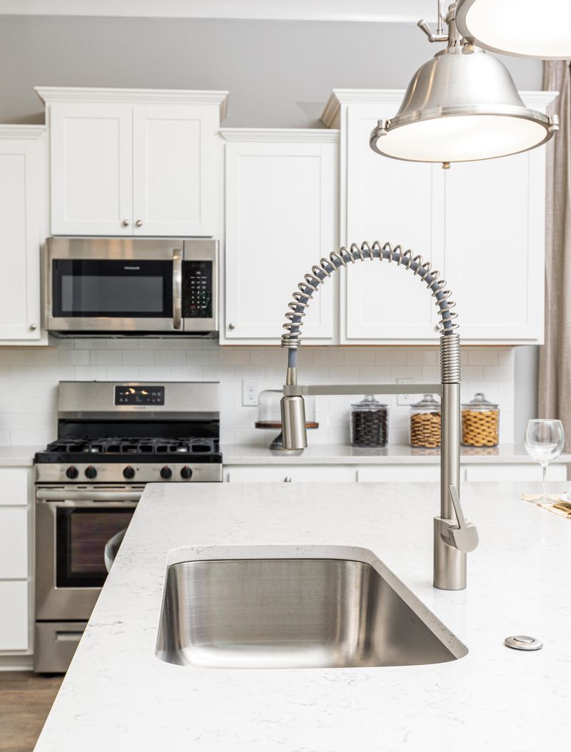 2840 Pinelog Ln, Johns Island, SC 29455