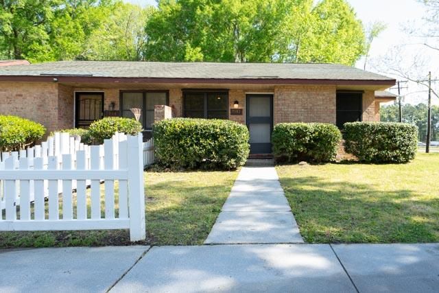 7912 Angel Ct, North Charleston, SC 29420