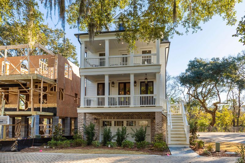 1443 Periwinkle Dr, Mount Pleasant, SC 29466