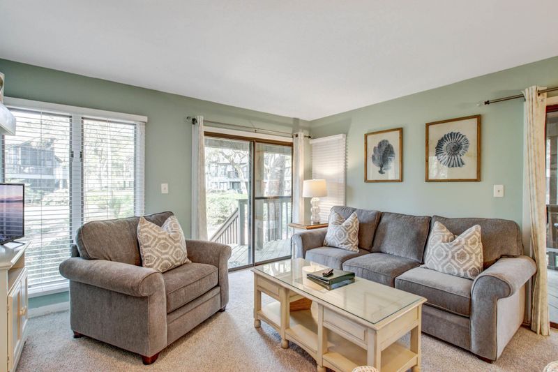 4525 Park Lake Dr, Kiawah Island, SC 29455