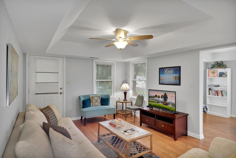 11 22nd Ave, Isle Of Palms, SC 29451
