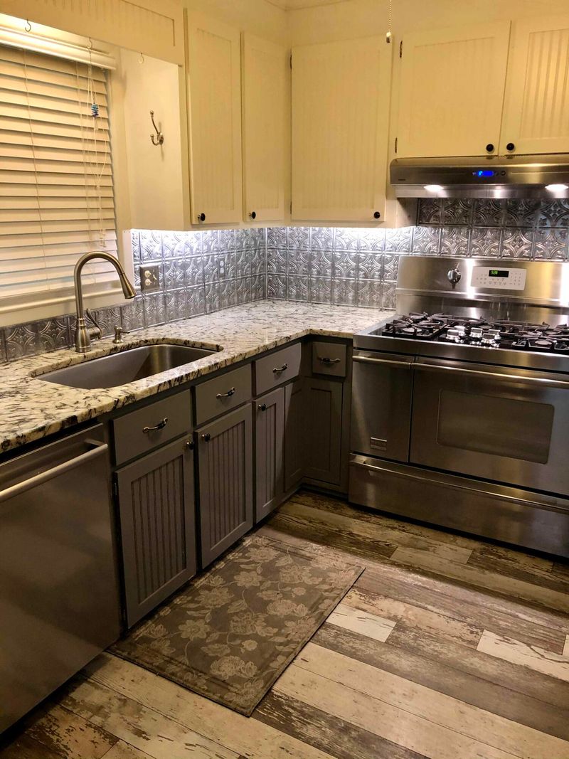 9019 Furr St, North Charleston, SC 29406