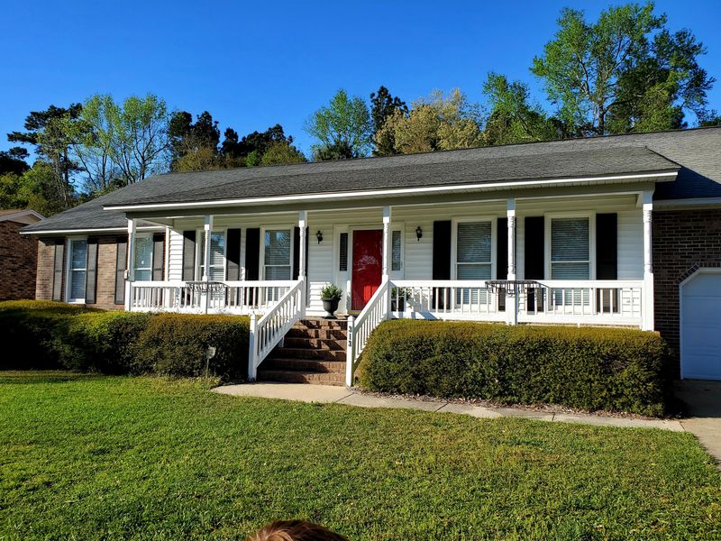313 Land O Pines Cir, Moncks Corner, SC 29461