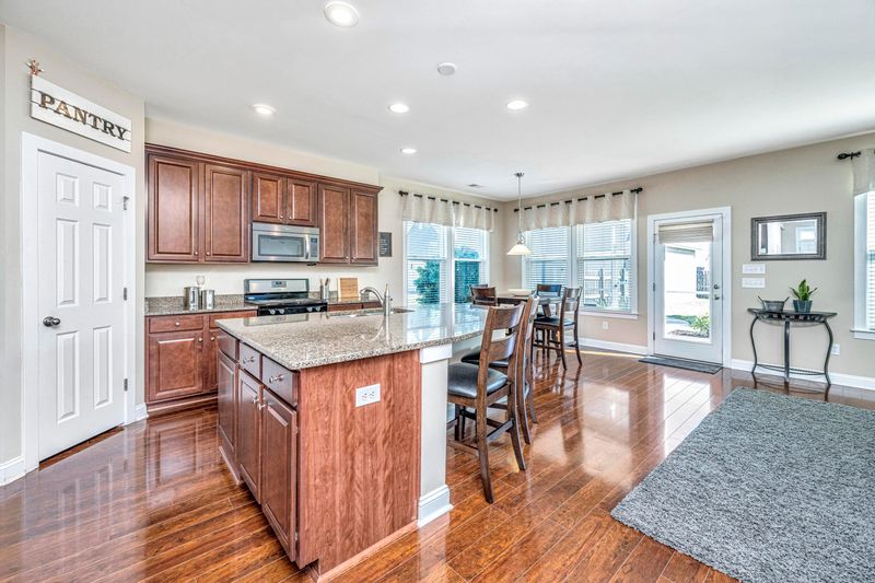 1208 Topside Dr, Charleston, SC 29414