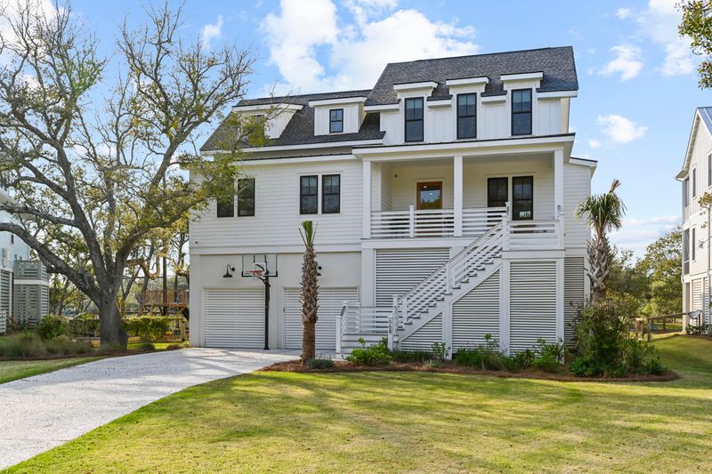 668 Cedar Point Dr, Charleston, SC 29412
