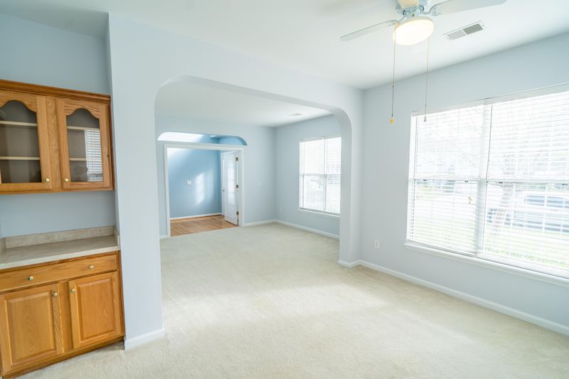 1848 Palmetto Isle Dr, Mount Pleasant, SC 29466
