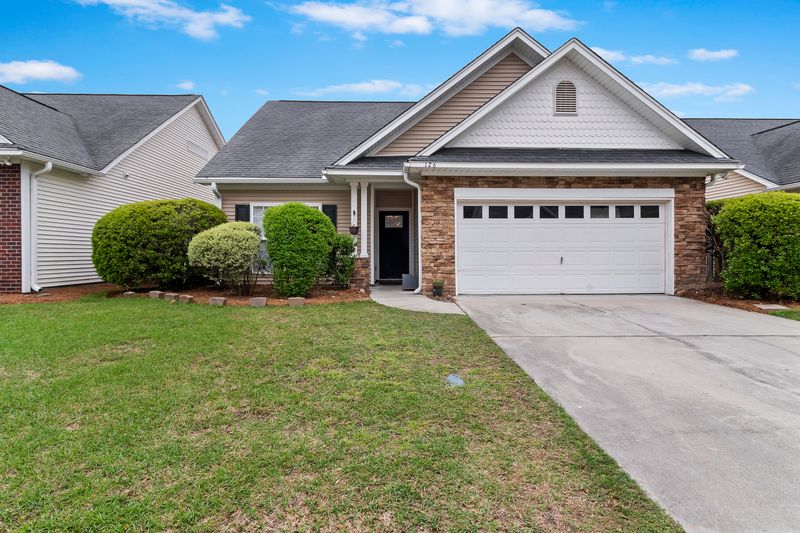 126 Garden Grove Dr, Summerville, SC 29485