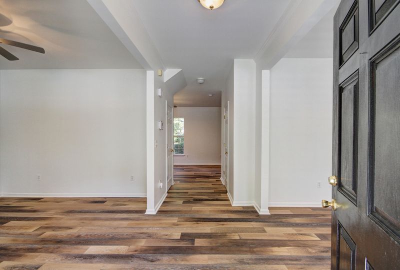 1031 Albatross Ln, Mount Pleasant, SC 29466