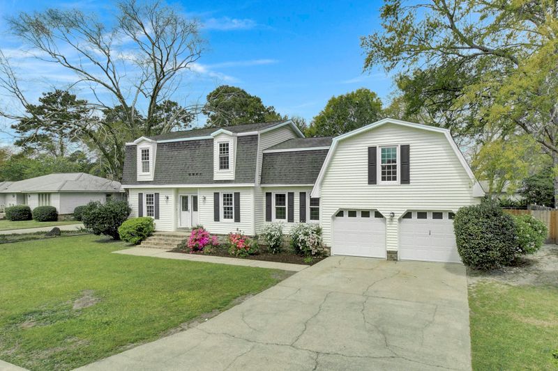 926 Trowman Ln, Mount Pleasant, SC 29464