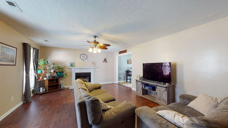 135 Trickle Dr, Summerville, SC 29483