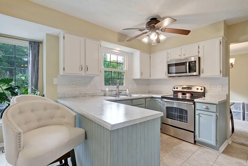 120 Sully St, Goose Creek, SC 29445