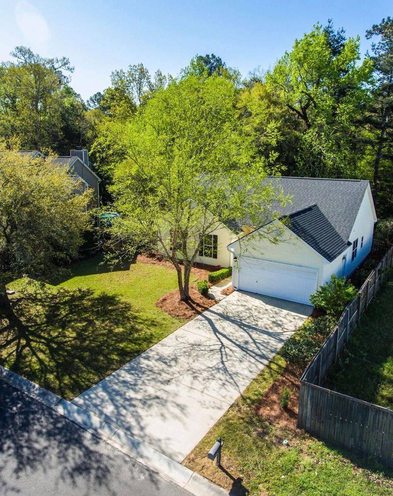 5372 Greggs Landing Dr, North Charleston, SC 29420