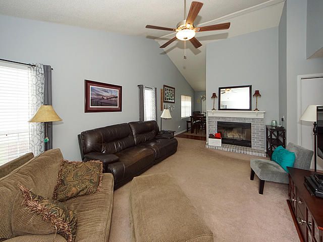 223 Alston Cir, Goose Creek, SC 29445
