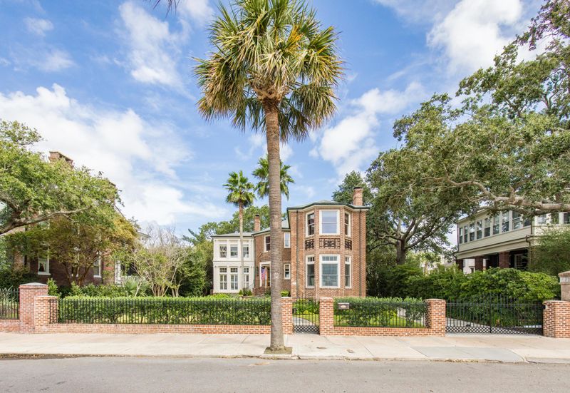 72 Murray Blvd, Charleston, SC 29401