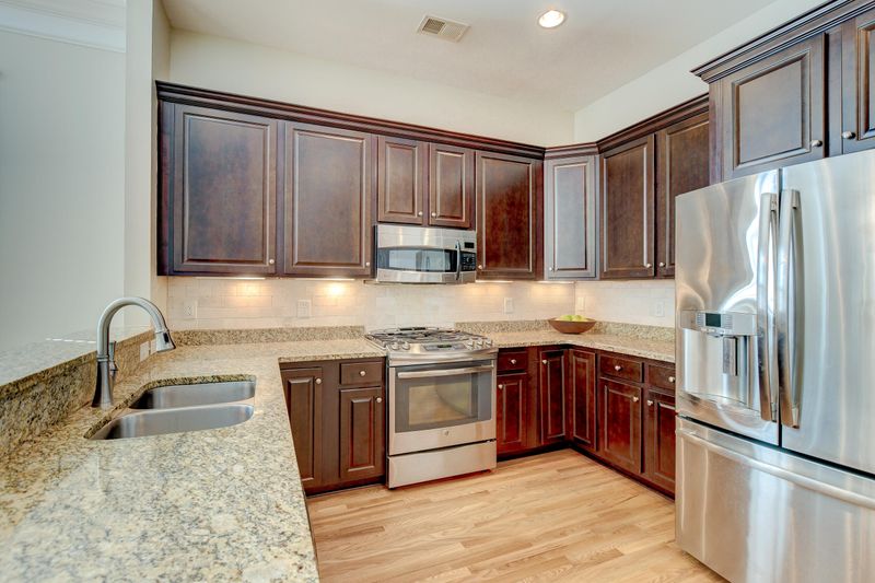 841 Hale St, Charleston, SC 29412