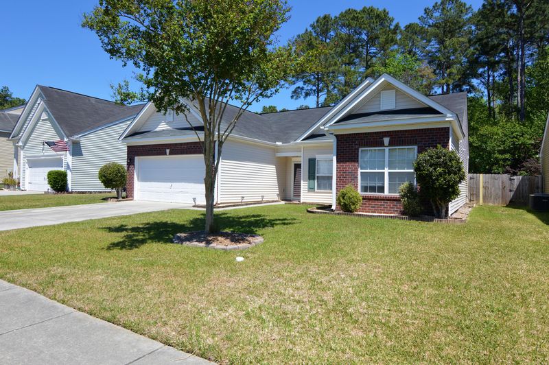 3358 Middlesboro Ave, Summerville, SC 29485