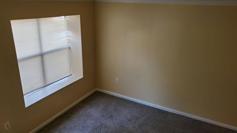 1920 Tropicana Rd #10g, North Charleston, SC 29406
