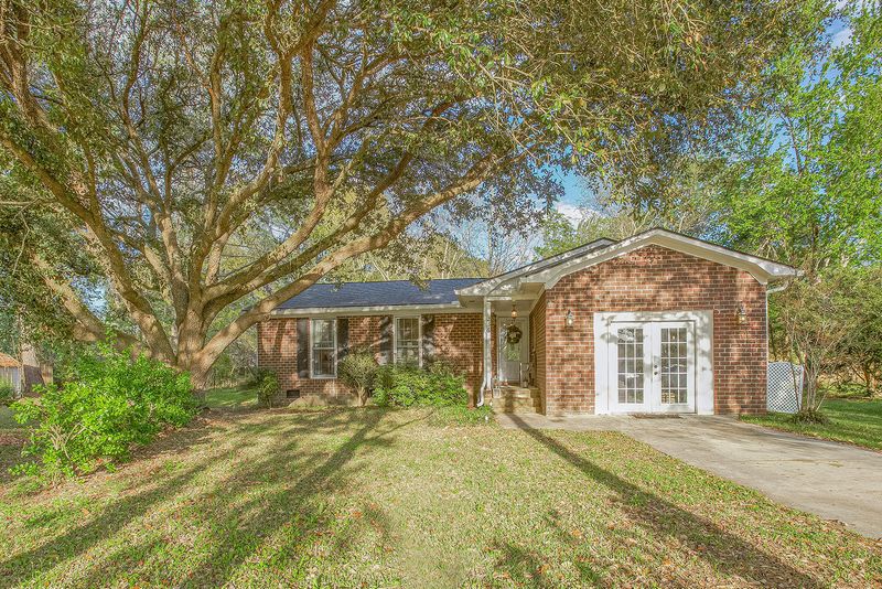 1236 Saint Johns Ave, Moncks Corner, SC 29461