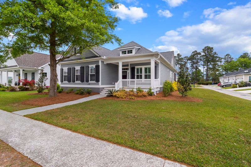 4009 Berberis Ln, Ravenel, SC 29470