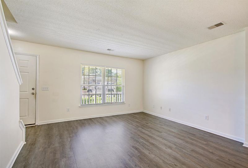 403 Pennyroyal Ct, Summerville, SC 29483