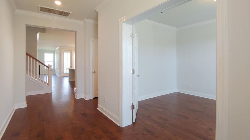 619 Chigwell Springs Ln, Summerville, SC 29486