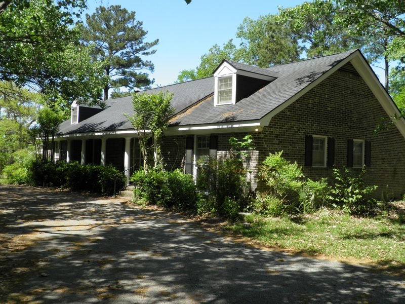 2168 Burlington Ave, Charleston, SC 29414
