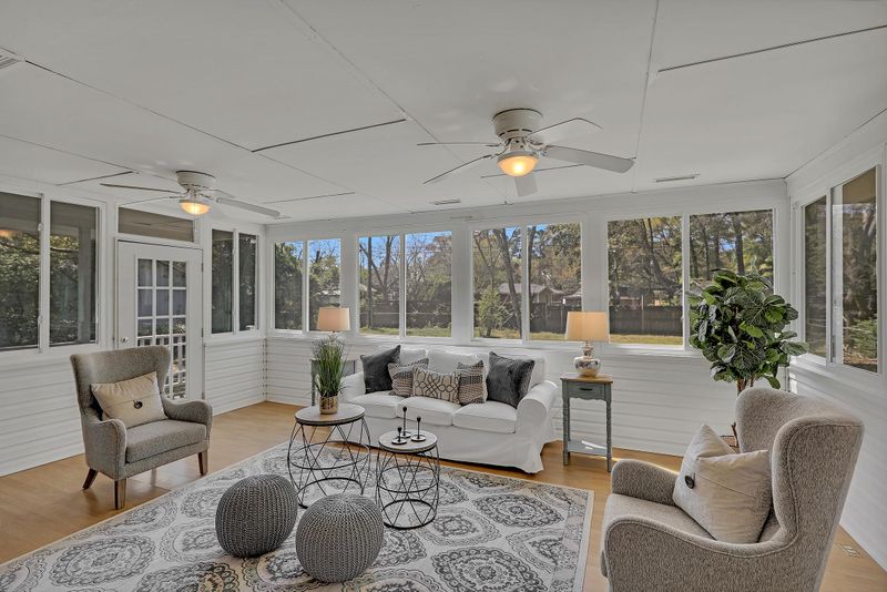 1371 Camp Rd, Charleston, SC 29412