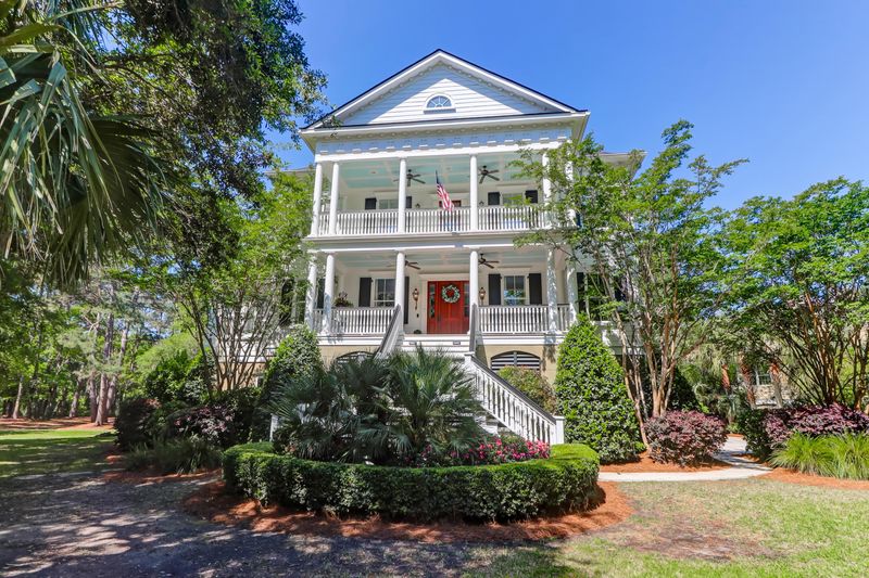 1625 Aztec Ln, Mount Pleasant, SC 29466