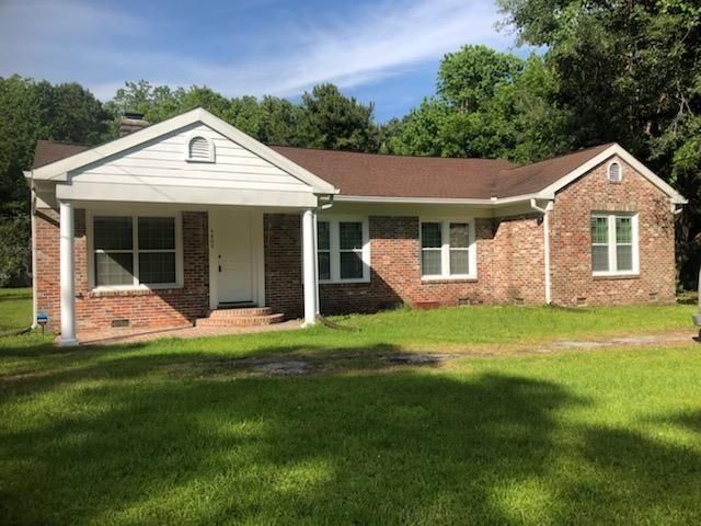 4802 Coastline Rd, Meggett, SC 29449