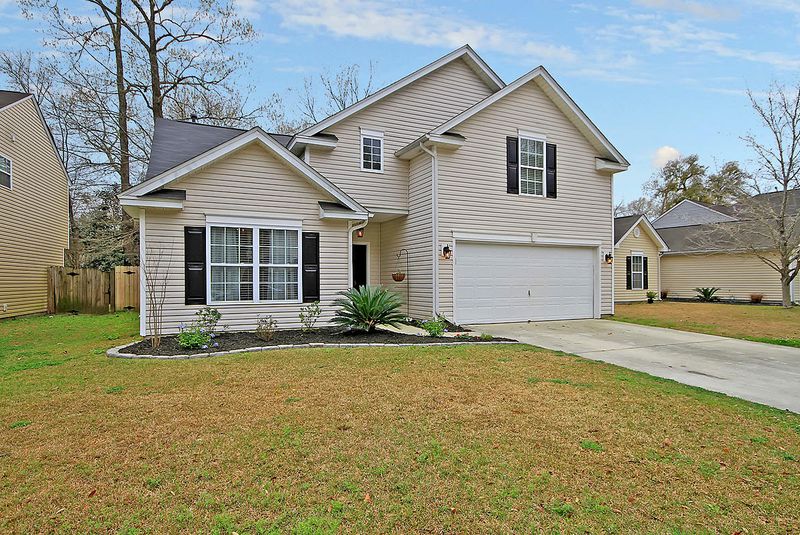 125 Moon Shadow Ln, Summerville, SC 29485